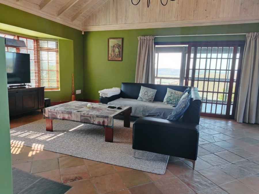 5 Bedroom Property for Sale in Heuwelkruin Western Cape